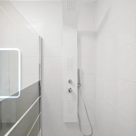 Pour Deux Tres Jolie Au Centre Appartamento